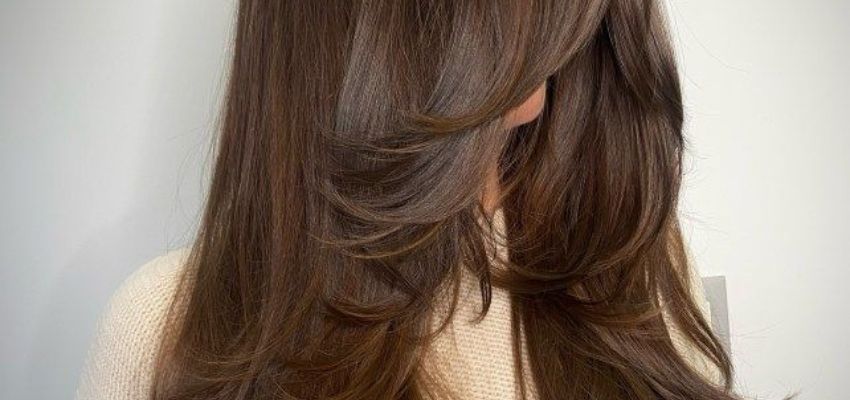 The butterfly cut is popular because it blends style with practicality.