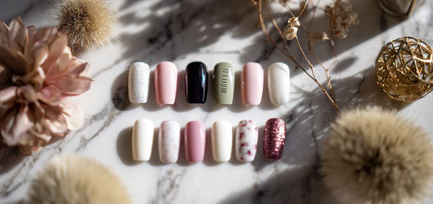 Different styles of fake nails.