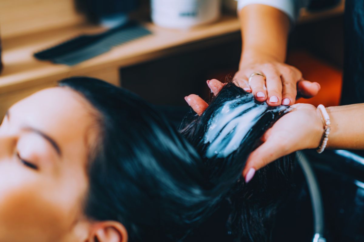 How to Use Leave-In Conditioner: Tips for Every Hair Type